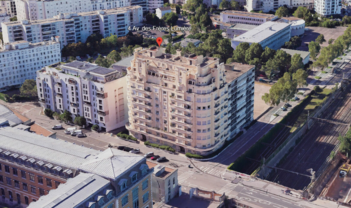 f5932829