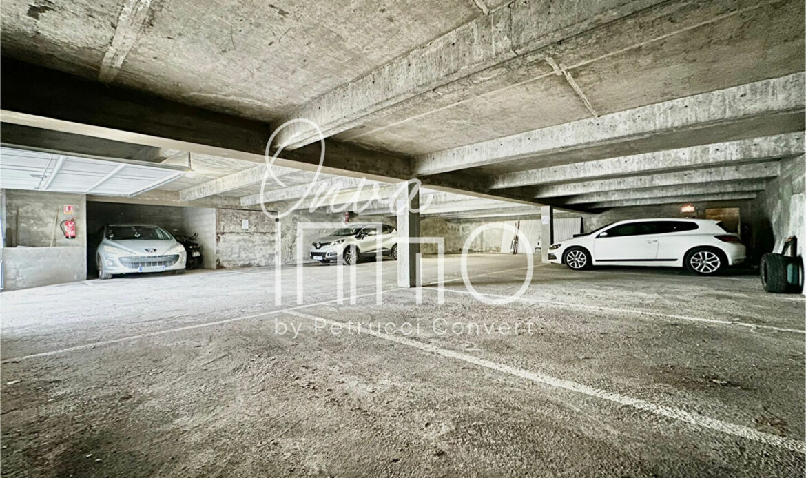 3f5a4359